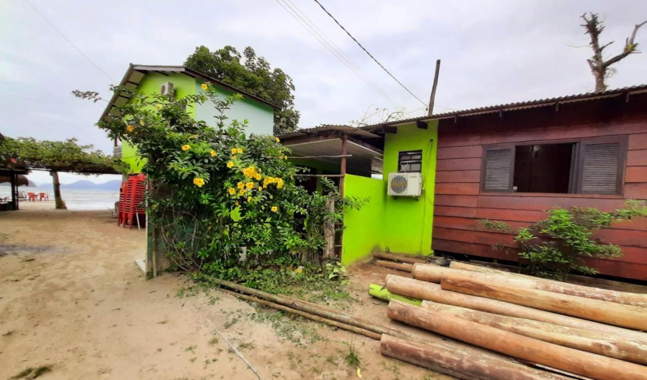 827 Chale Pe Na Areia, Completo Na Praia Do Estaleiro Em Ubatuba - 1 Dormitorio, 1 Banheiro, 1 Vaga De Garagem Zewnętrze zdjęcie