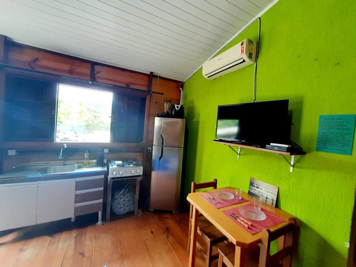 827 Chale Pe Na Areia, Completo Na Praia Do Estaleiro Em Ubatuba - 1 Dormitorio, 1 Banheiro, 1 Vaga De Garagem Zewnętrze zdjęcie
